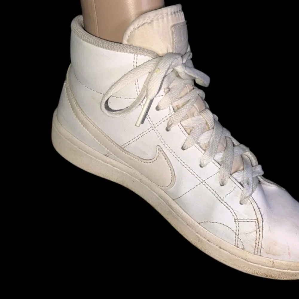 WMNS Nike Court Royale 2 Mid |‎ Peach and Cream  | Size 8.5 (GS6)